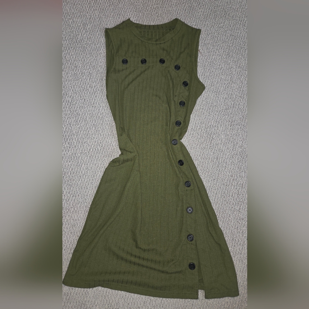 Elegant Olive Green Sleeveless Dress